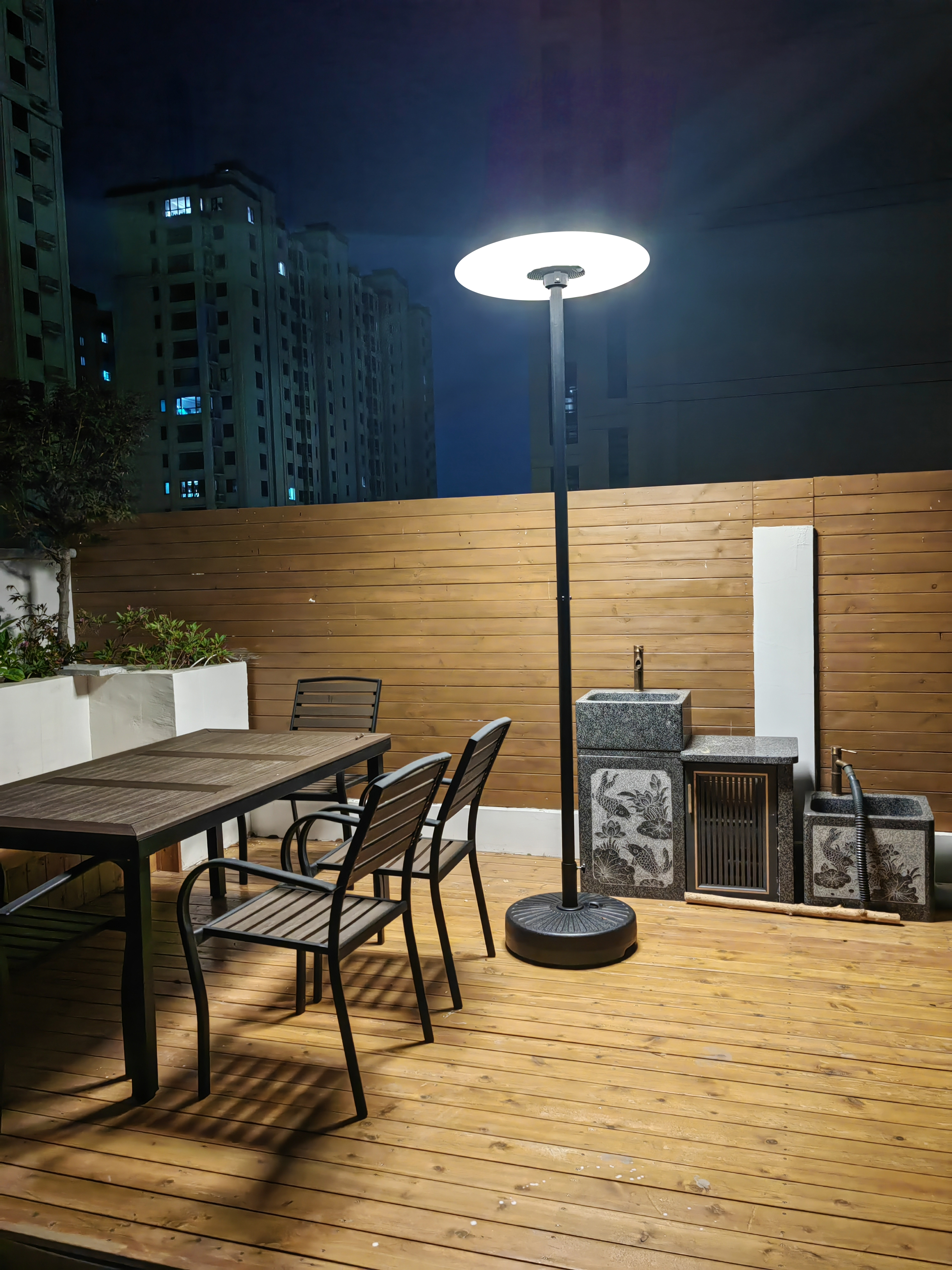 太陽(yáng)能庭院燈-霸王星(圖4) 太陽(yáng)能庭院燈-霸王星(圖4)